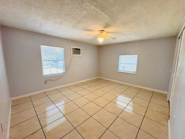 2722 S SUNRISE CT #C