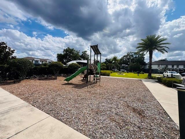 2233 SHADOWLAND LOOP