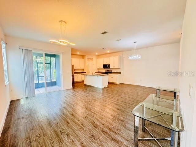 2233 SHADOWLAND LOOP