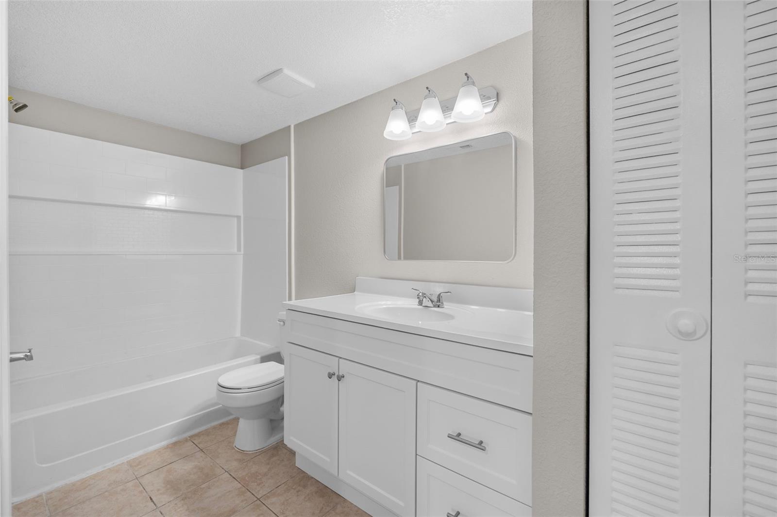 5116 CONROY RD #15