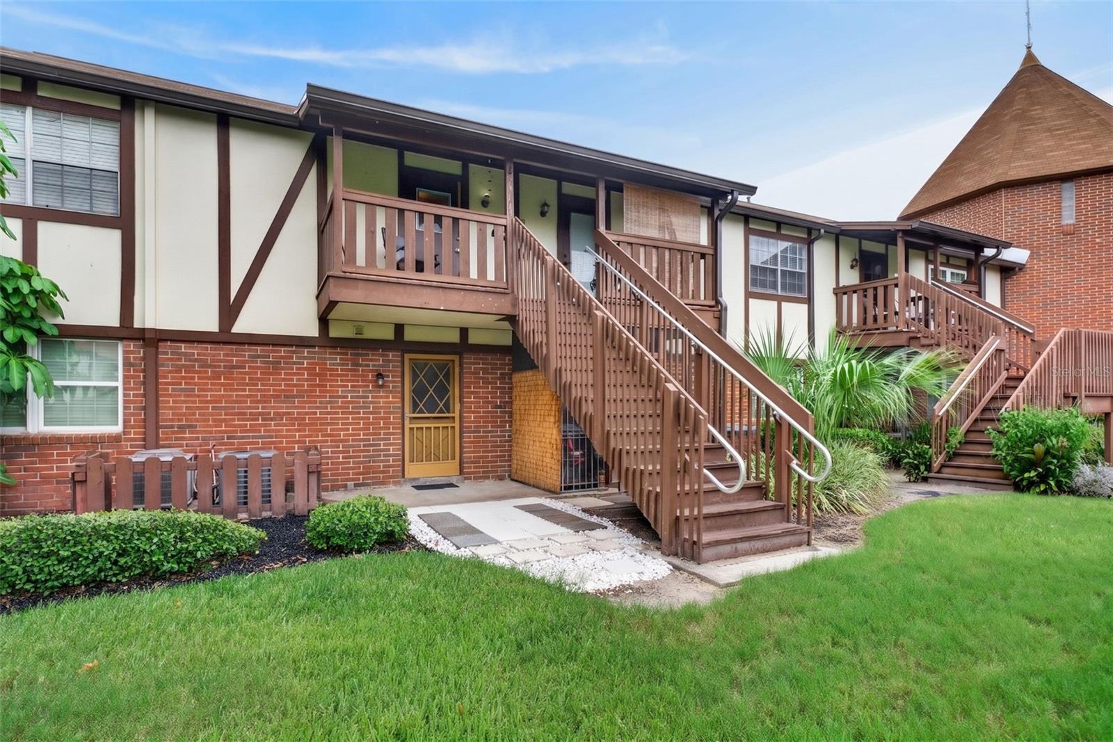 5301 HANSEL AVE #A-18