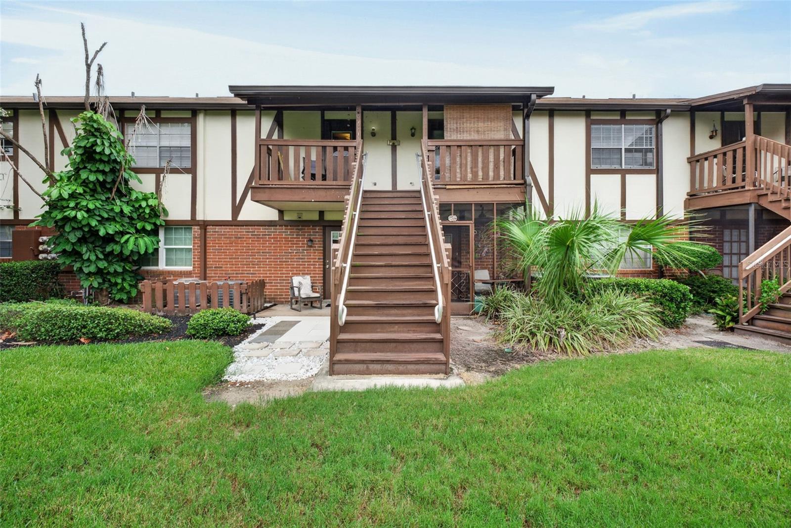 5301 HANSEL AVE #A-18