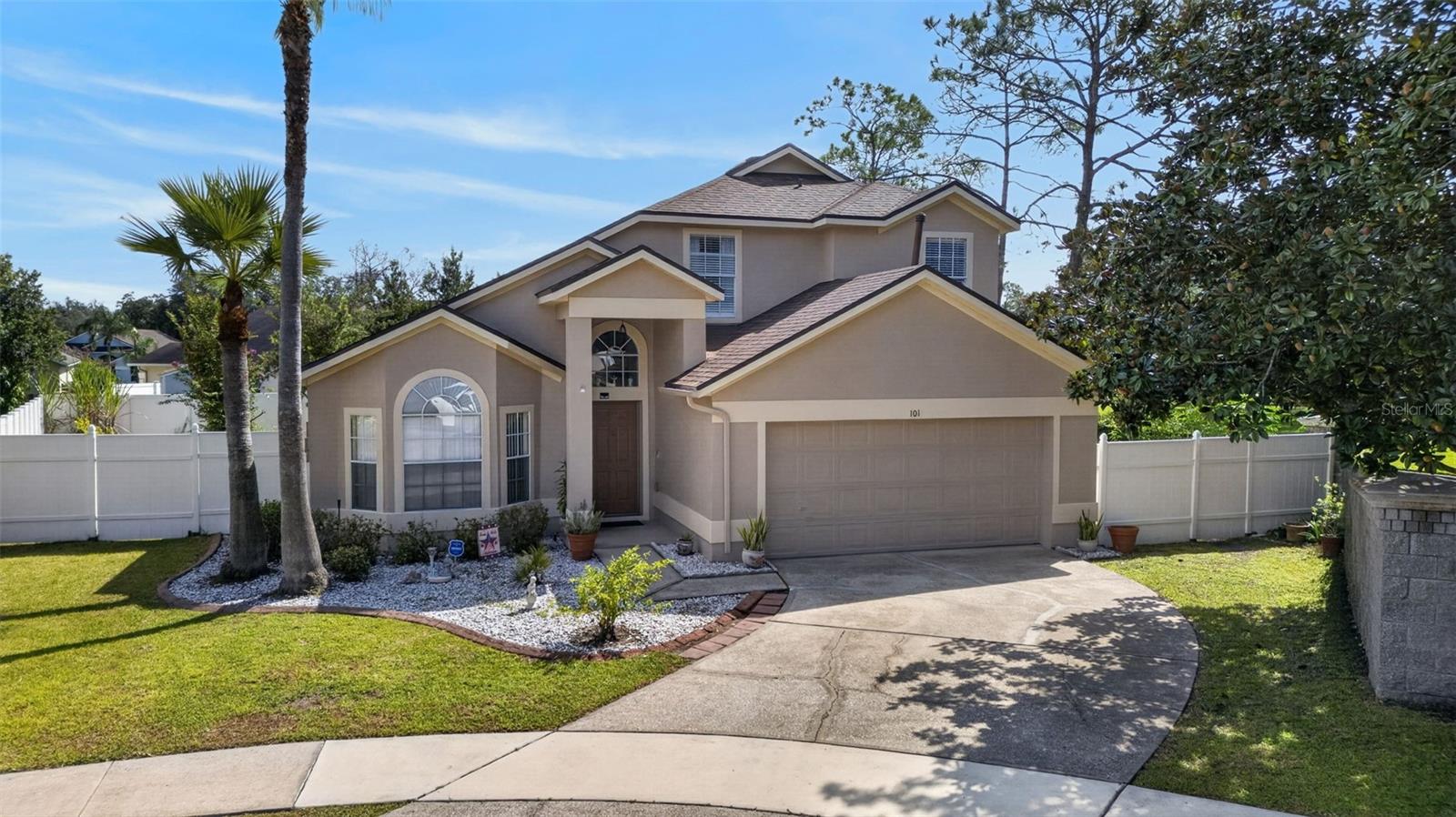 101 RAZORBILL CT