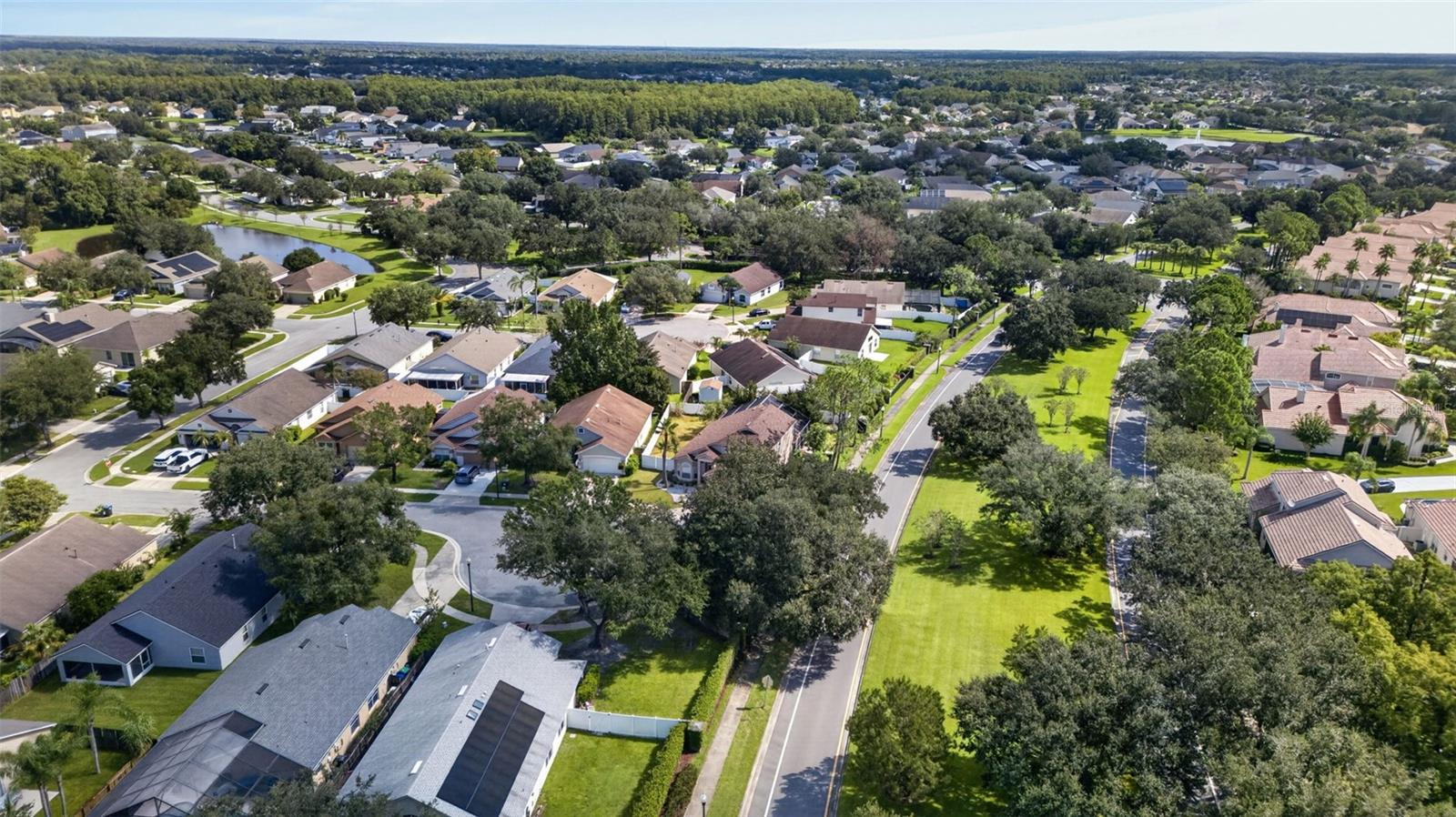 101 RAZORBILL CT