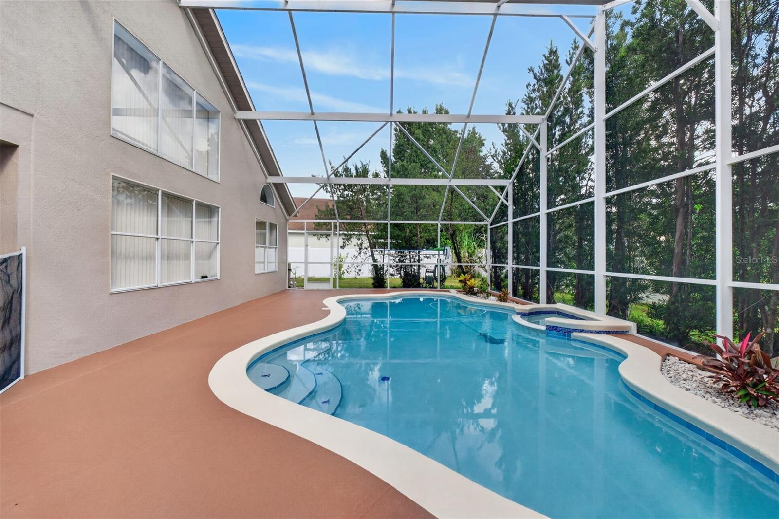 101 RAZORBILL CT