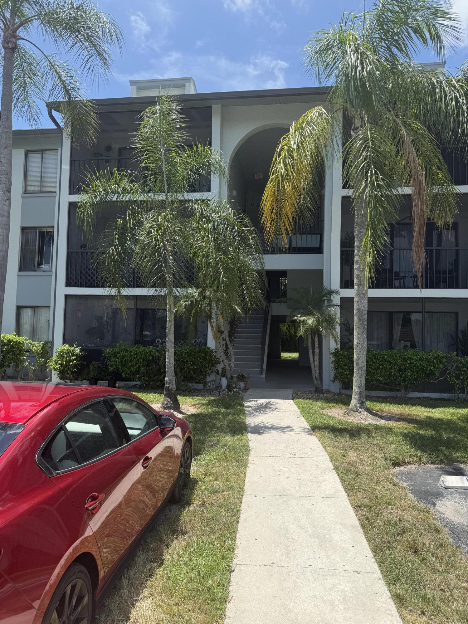 1007 Green Pine Boulevard