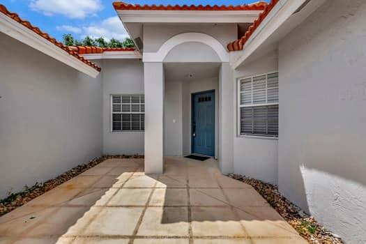 8104 Summer Shores Drive