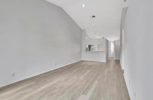 8104 Summer Shores Drive