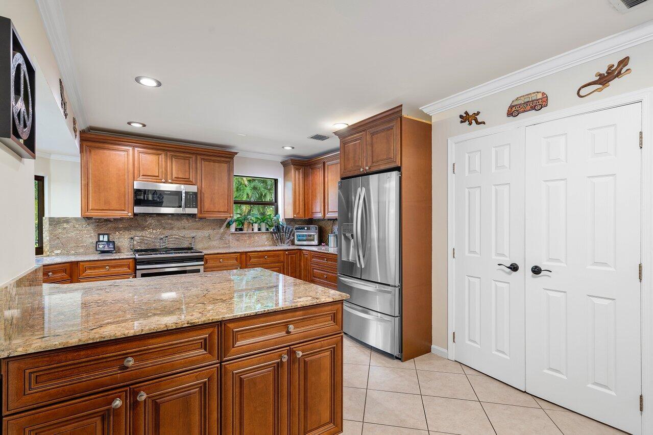 5515 Colbright Road