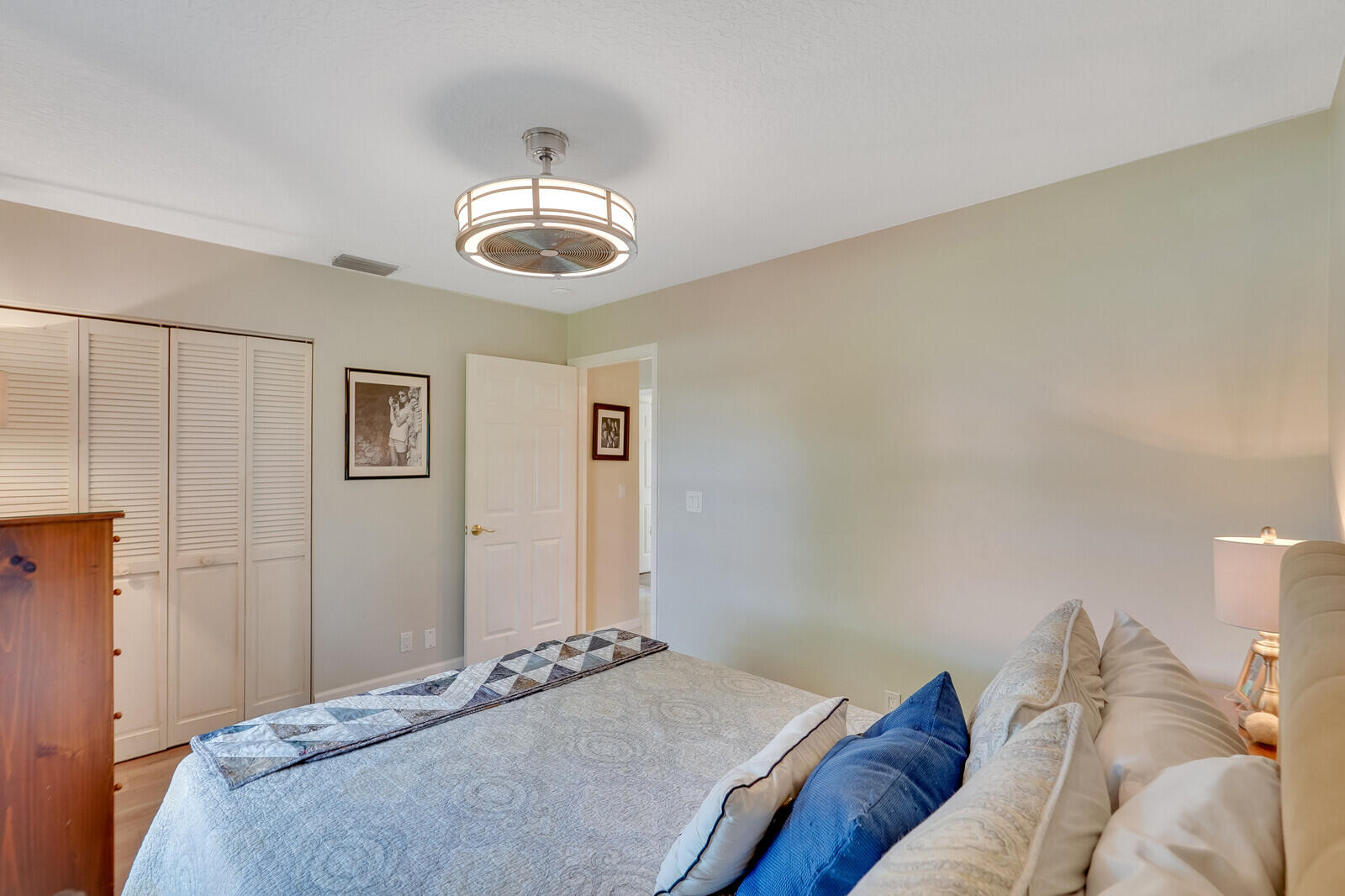 5507 Egret Isle Trail