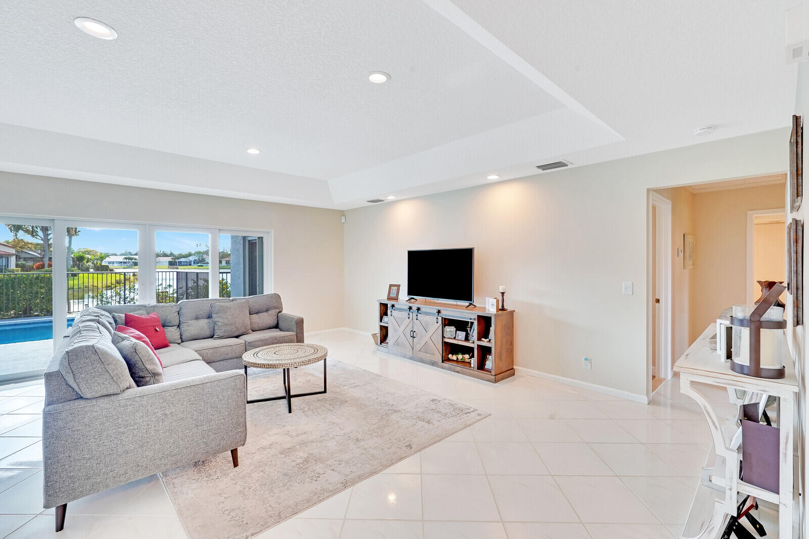 5507 Egret Isle Trail