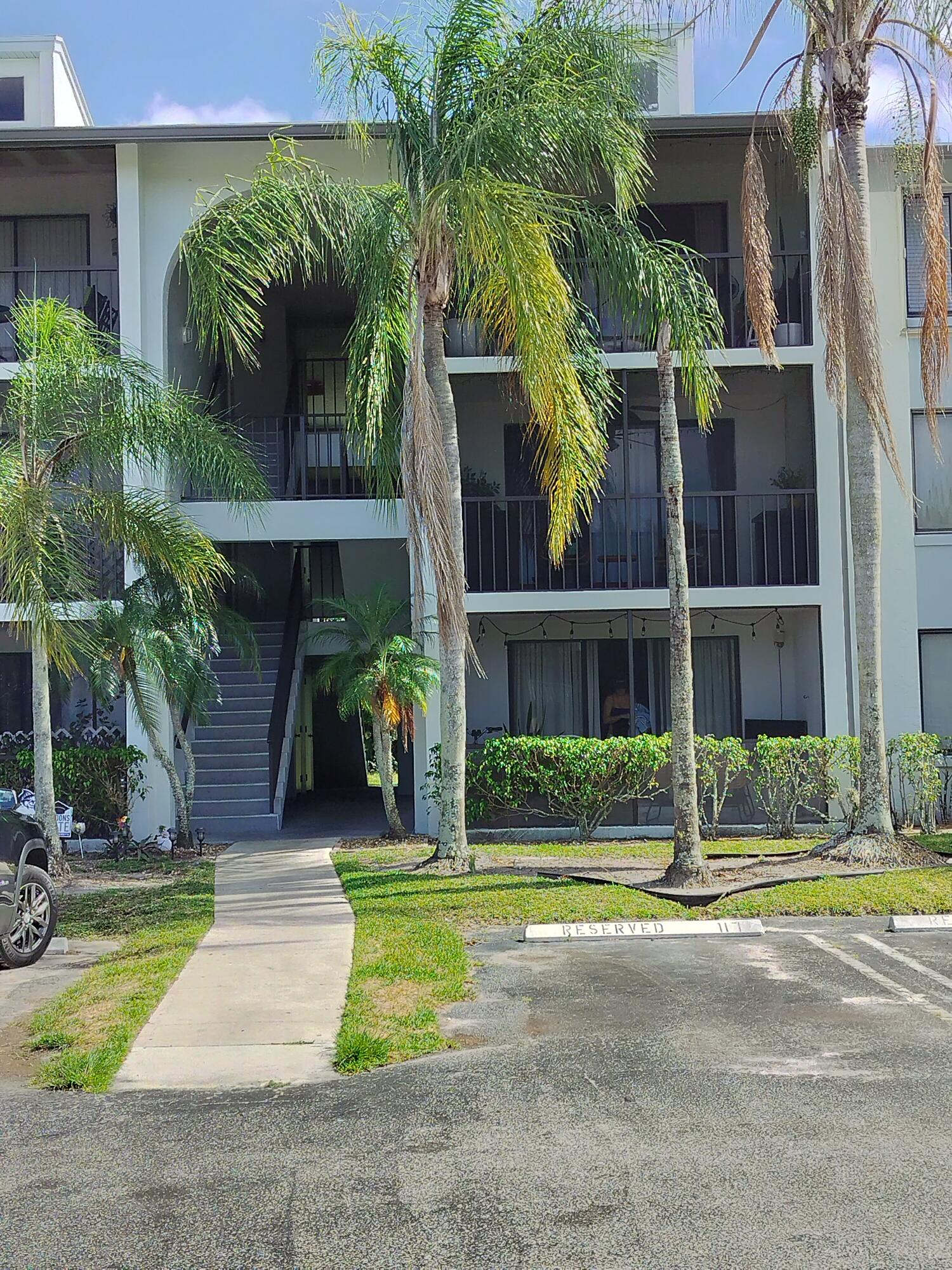 1007 Green Pine Blvd.