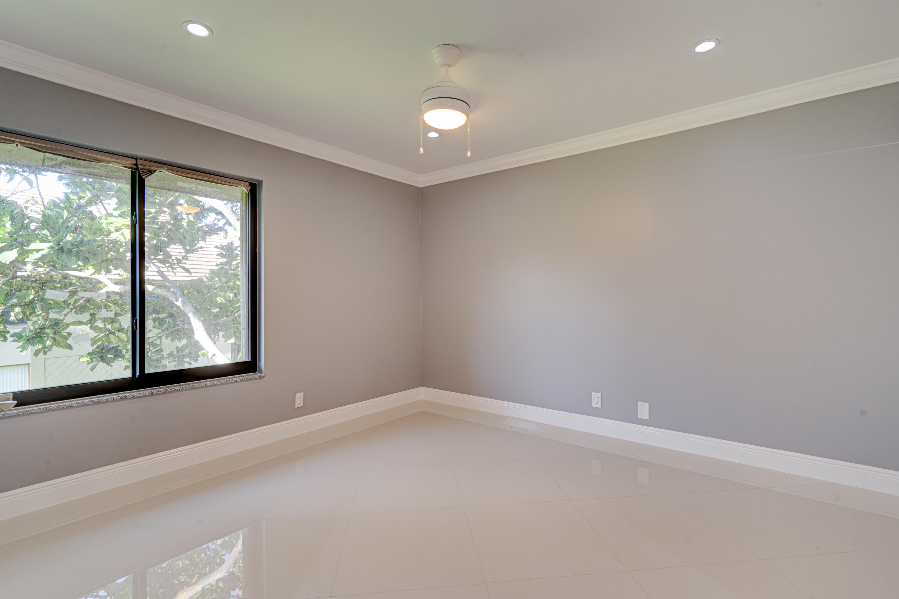 159 NW 70th Street 516