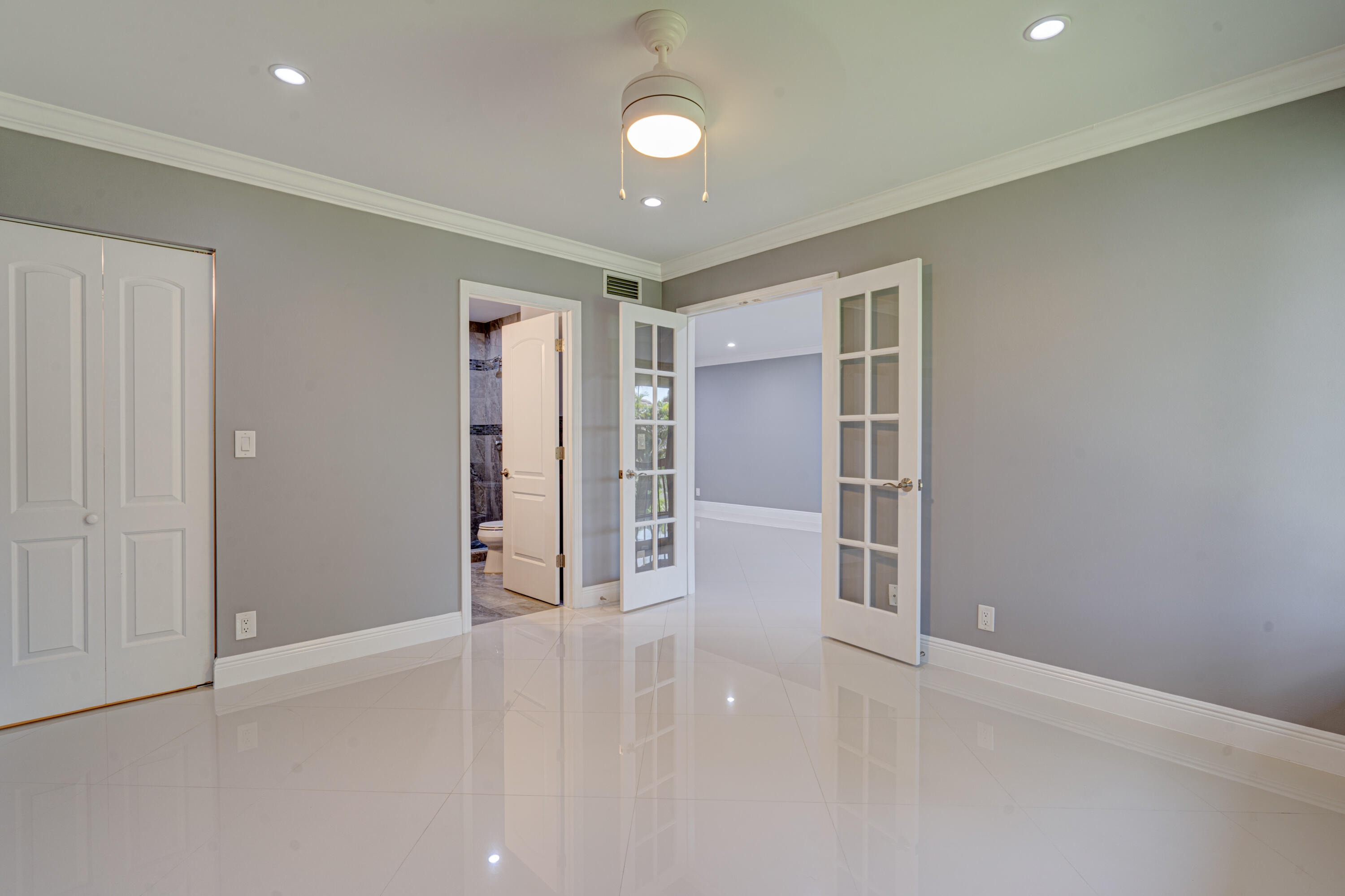 159 NW 70th Street 516