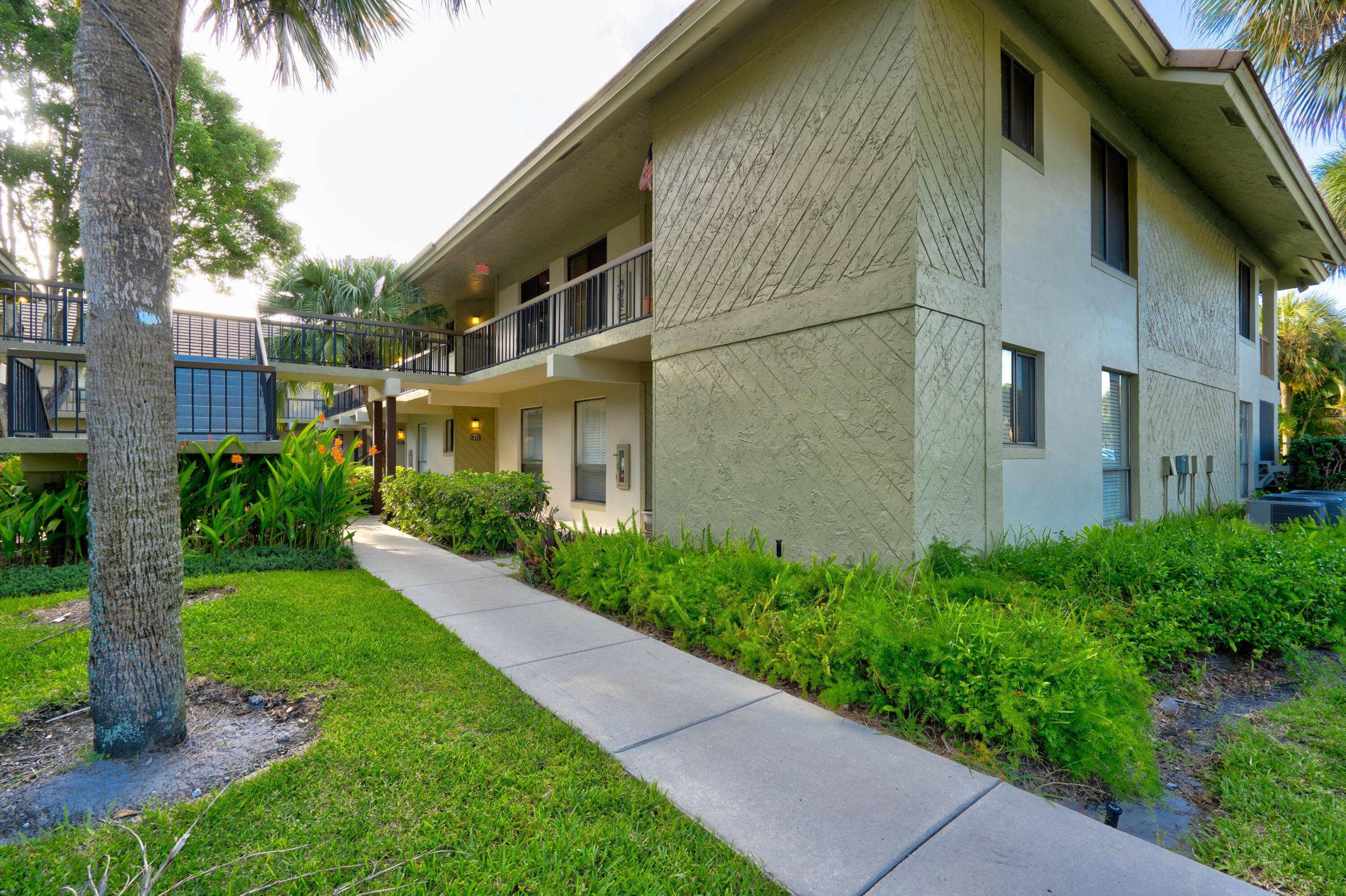 159 NW 70th Street 516