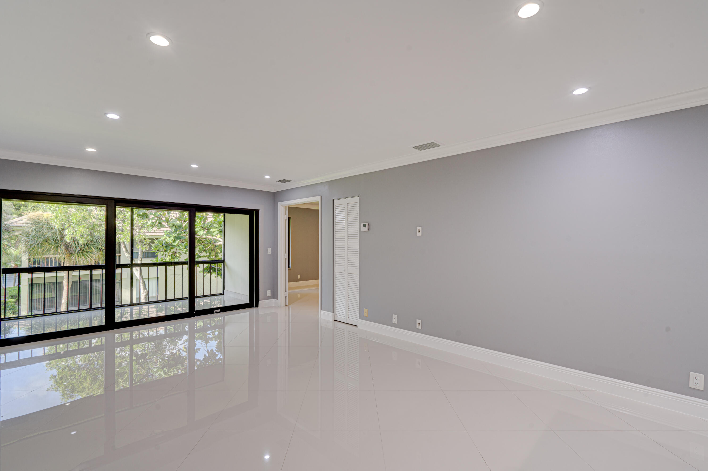 159 NW 70th Street 516