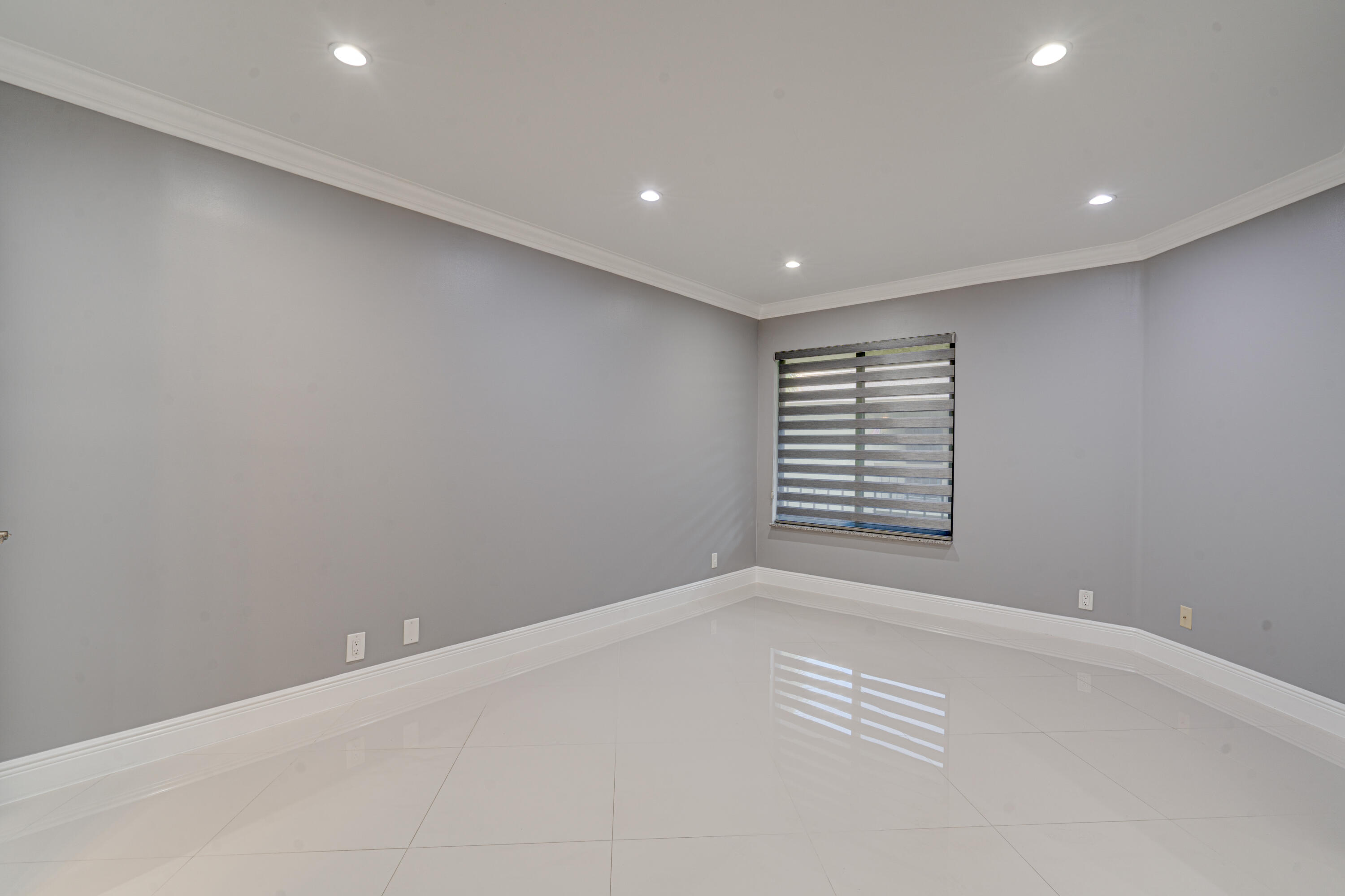 159 NW 70th Street 516