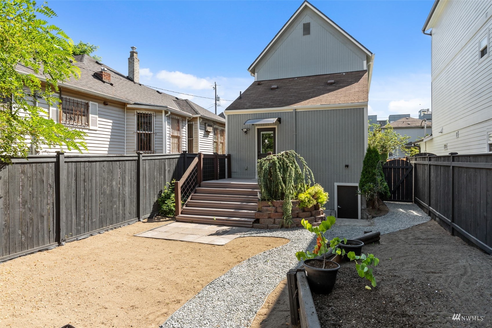 209 17th Avenue