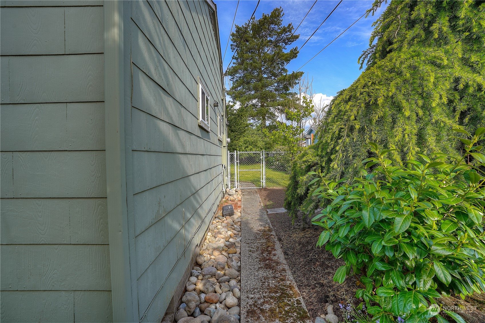1013 S Meyers
