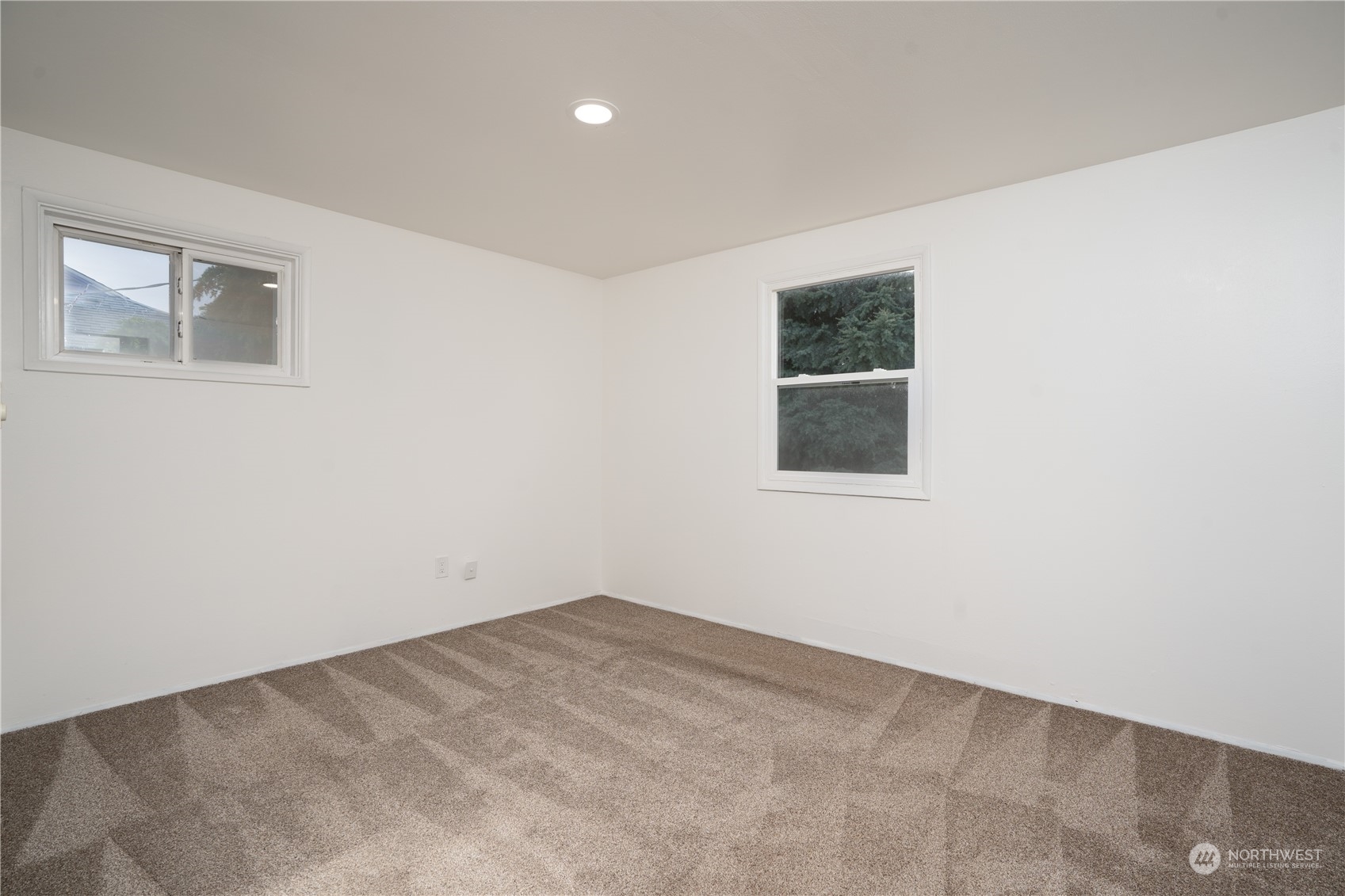 1013 S Meyers