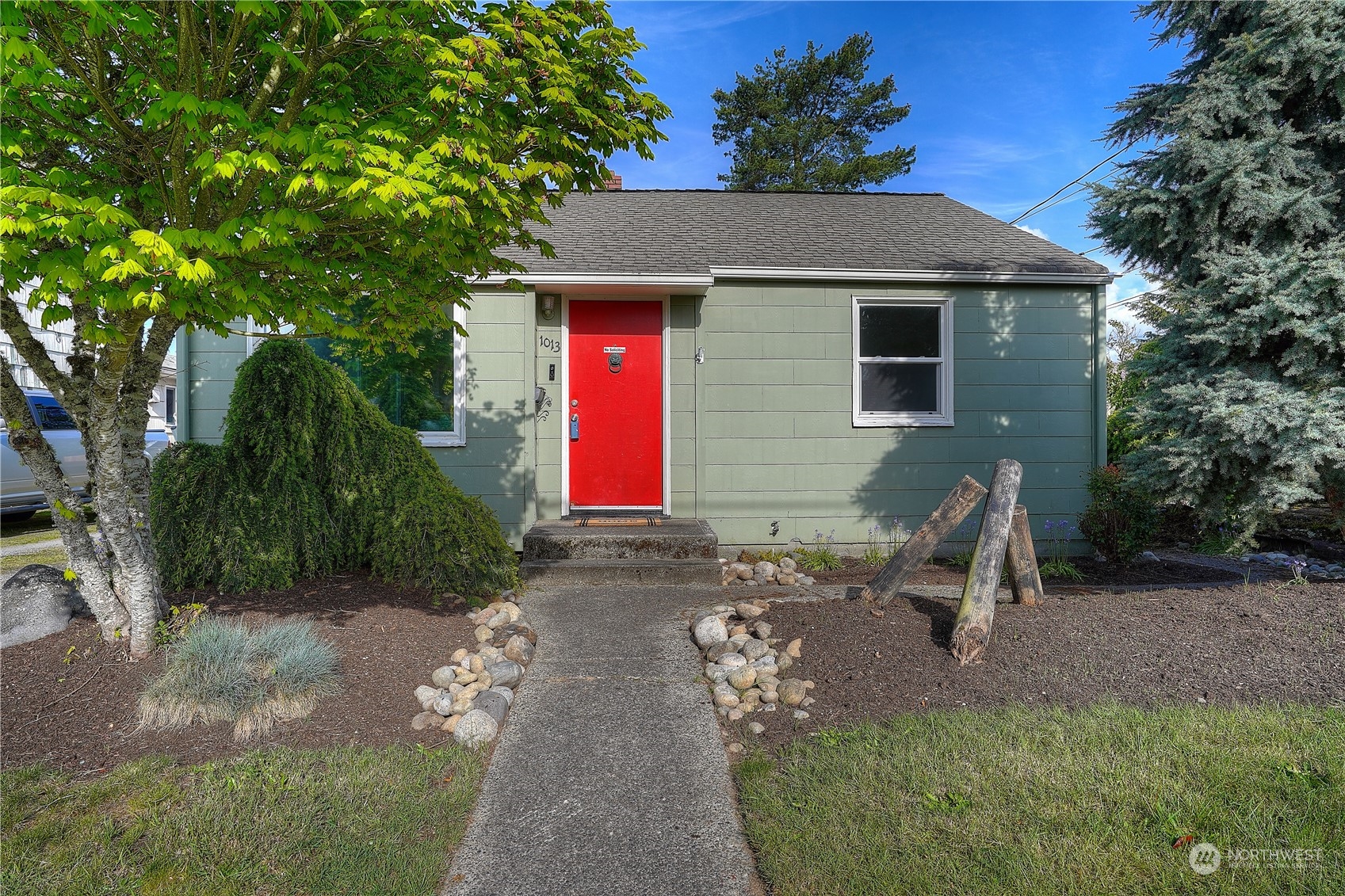 1013 S Meyers
