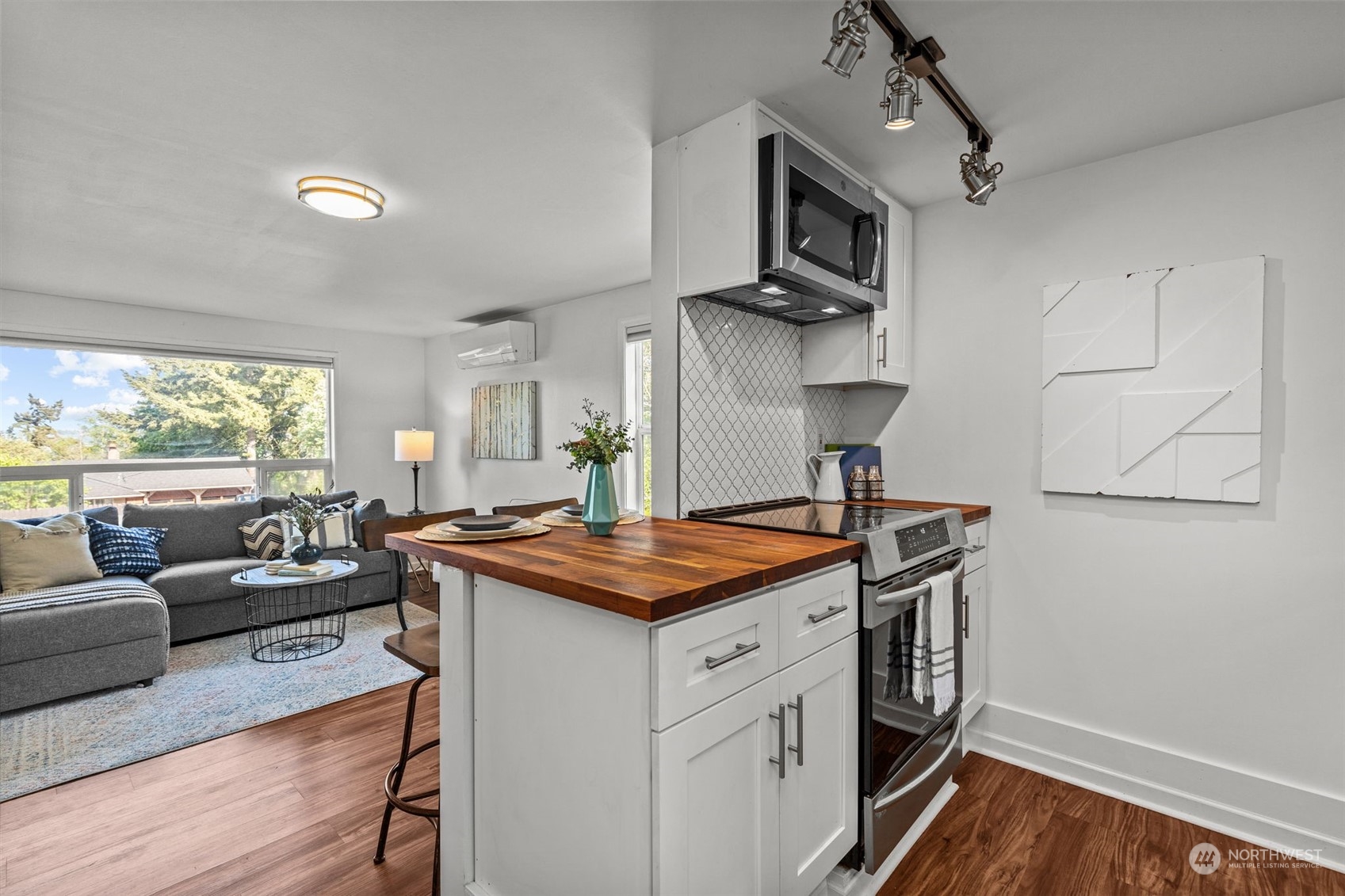 17317 51st Avenue S, SeaTac