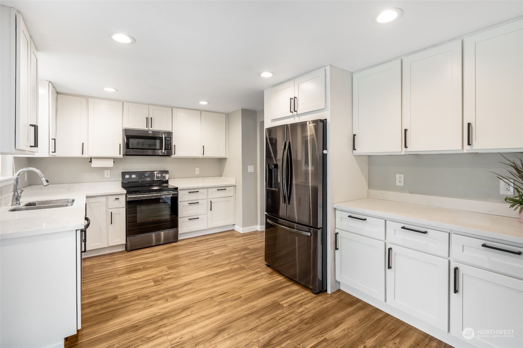 1134 Magnolia Dr