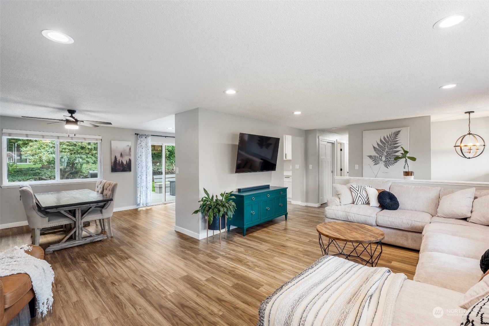 1134 Magnolia Dr