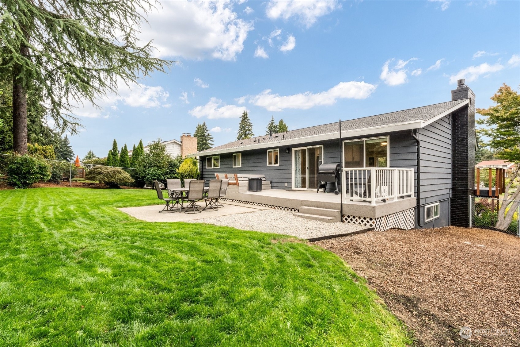 1134 Magnolia Dr