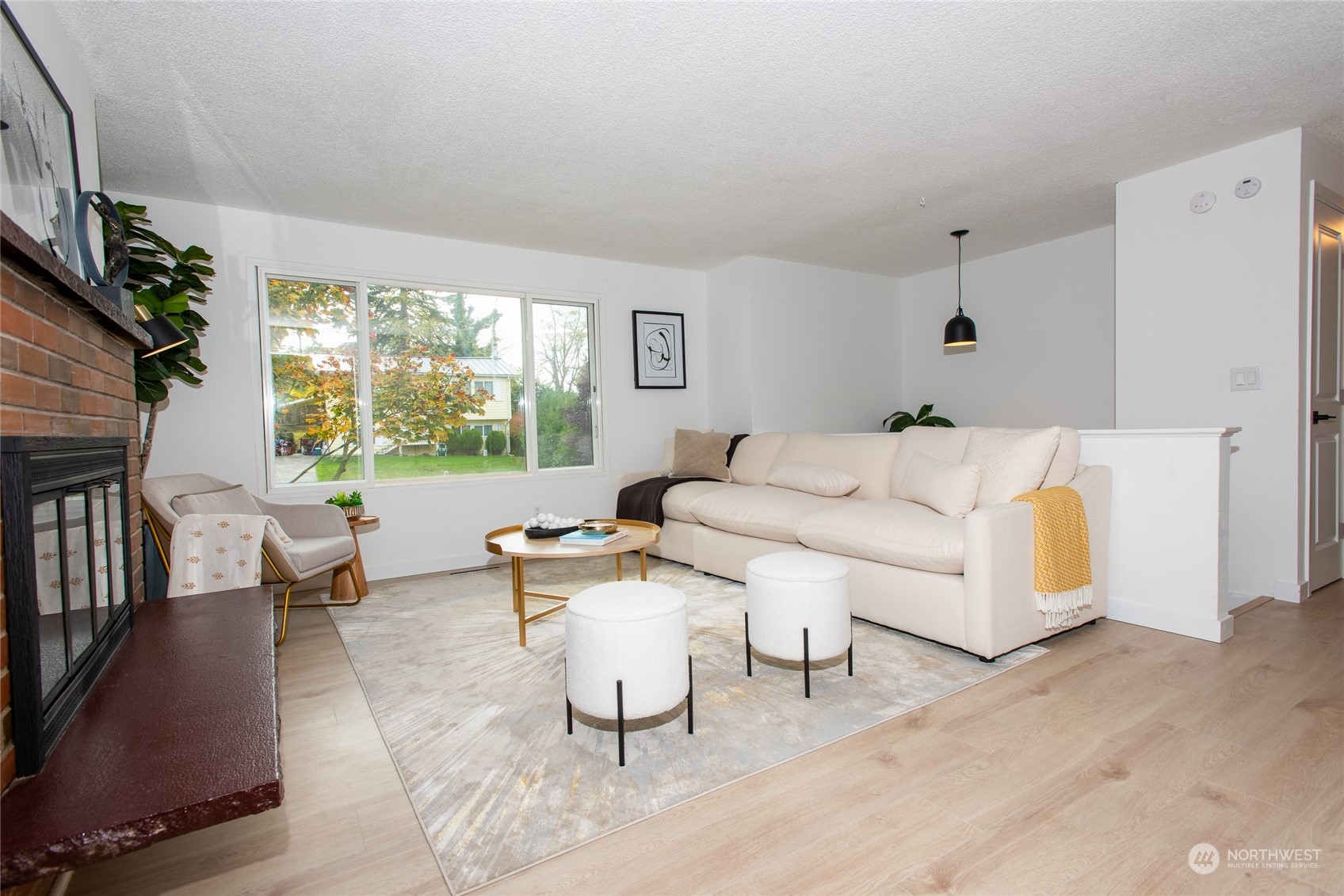 1640 S 255th Place