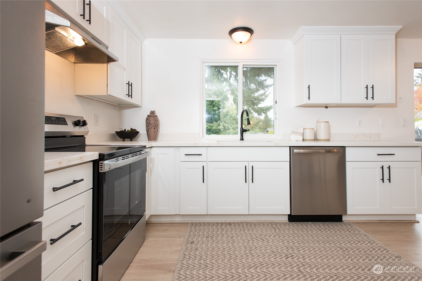 1640 S 255th Place