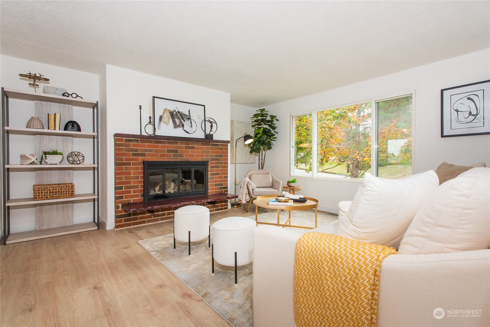 1640 S 255th Place