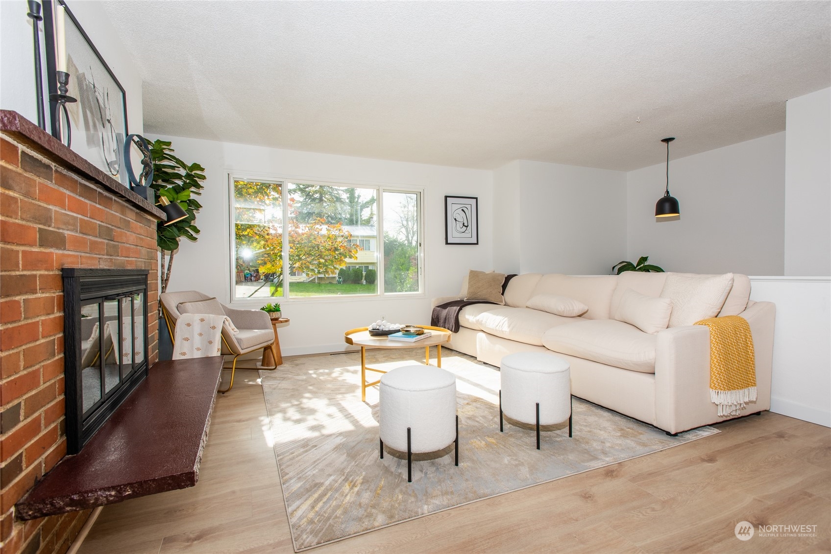 1640 S 255th Place