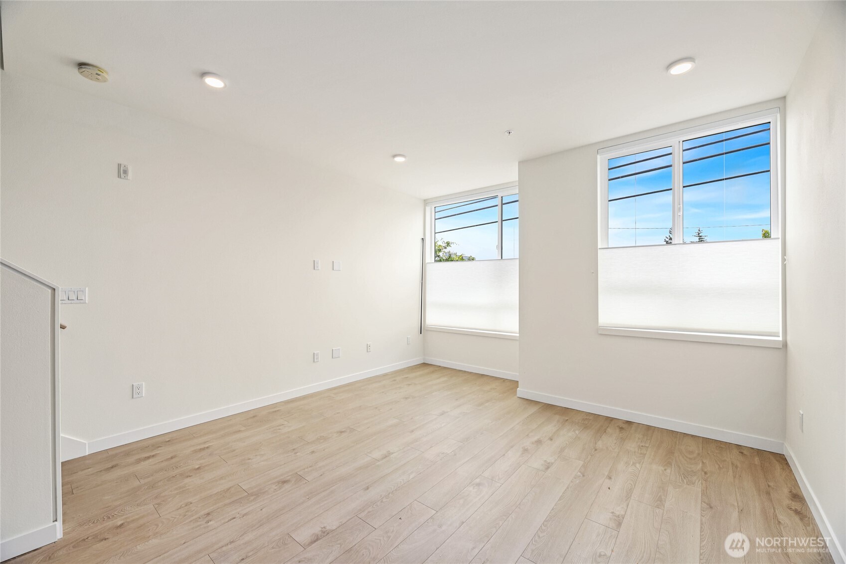 7500 15th Avenue NW #E, -5409 Unit: E