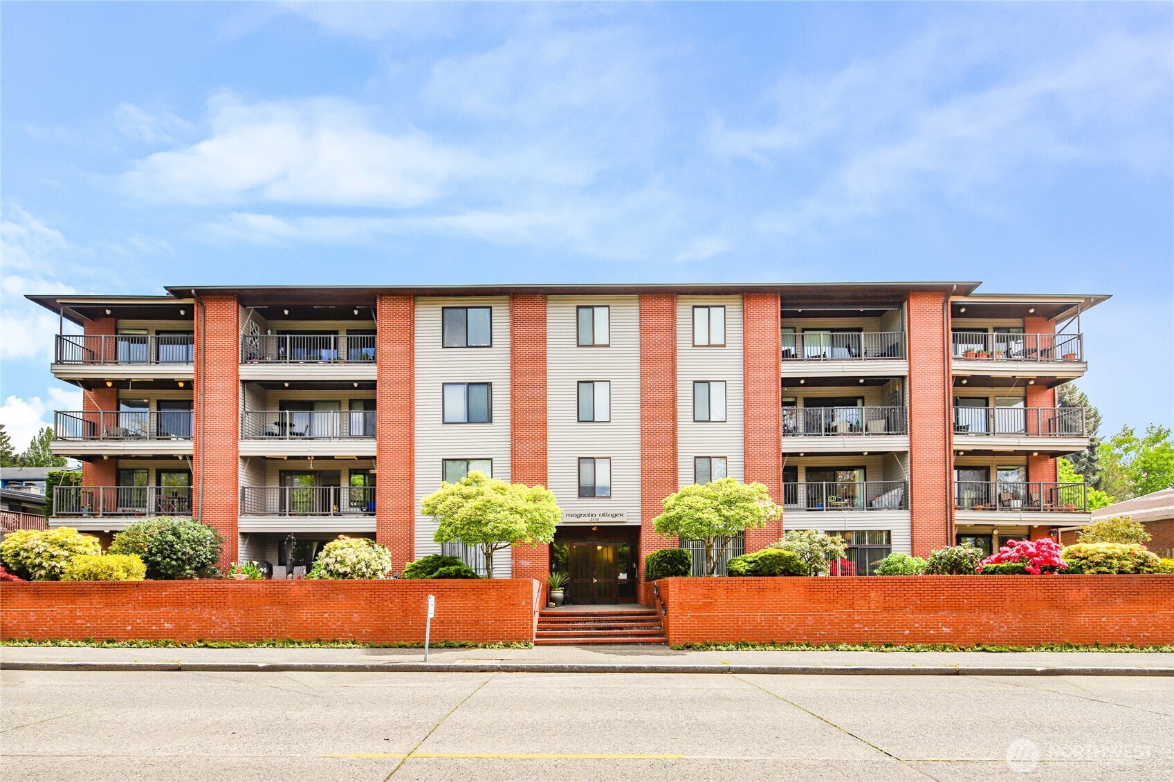 2858 32nd Avenue W Unit: 102
