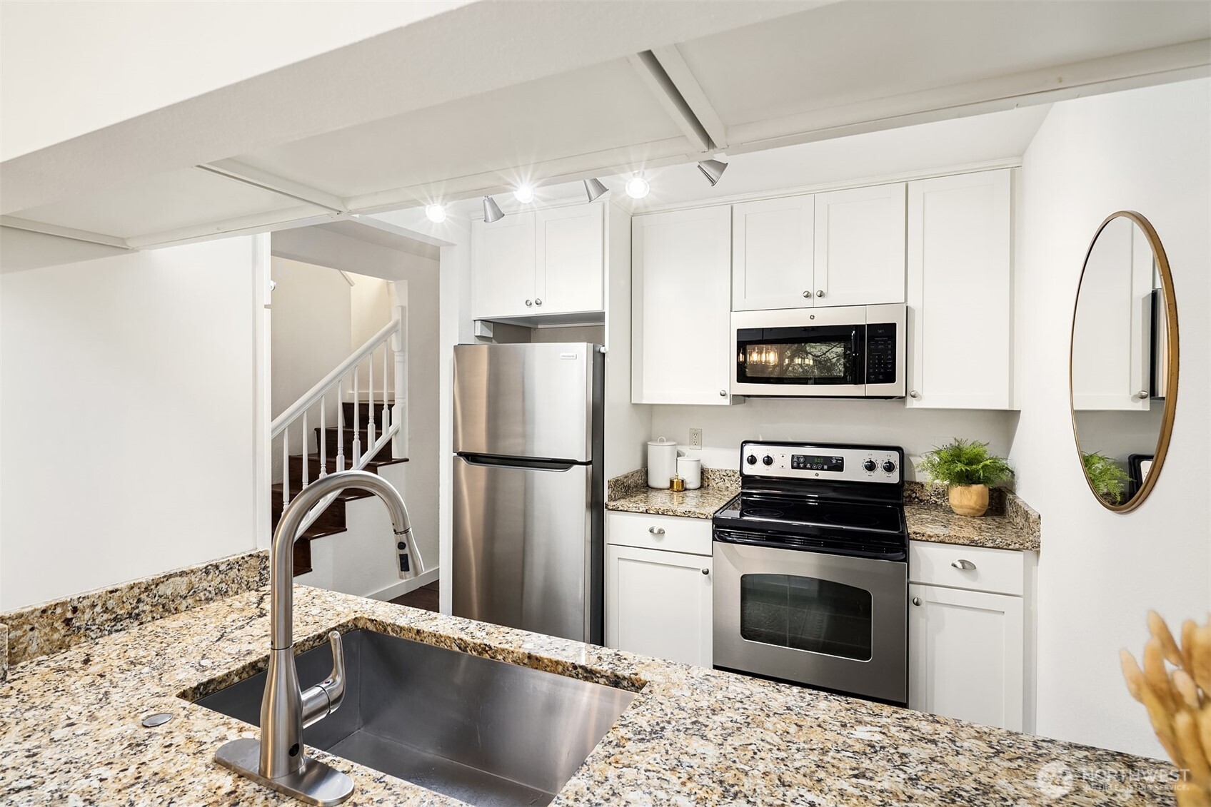 14363 30th Avenue NE Unit: Unit 9