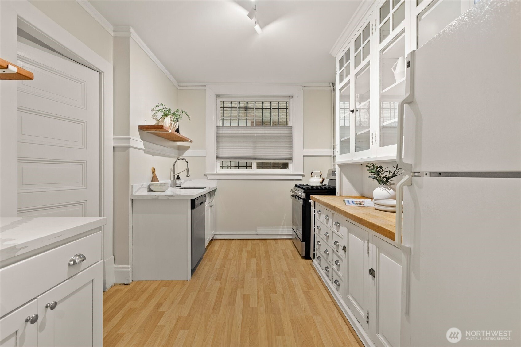 615 Boren Avenue Unit: 6