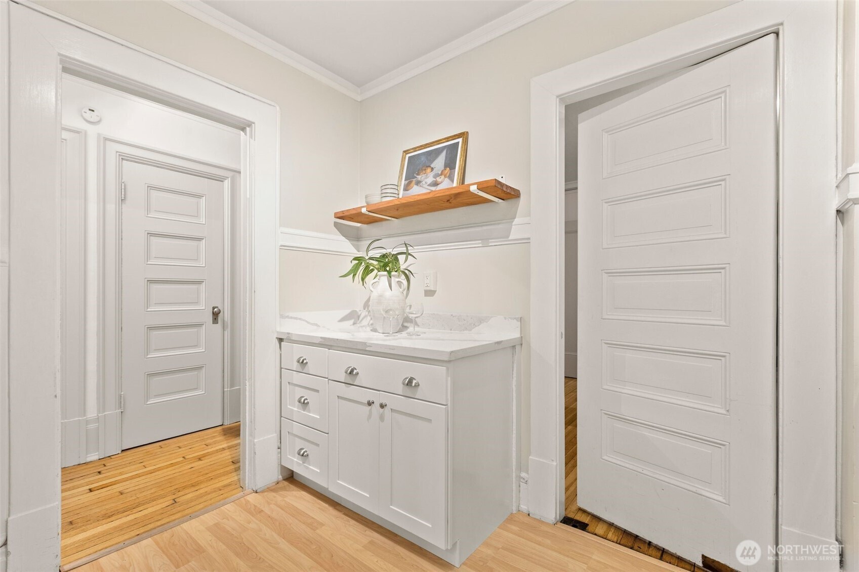 615 Boren Avenue Unit: 6