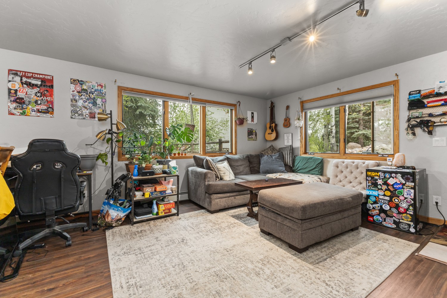 1215 Ridge View DRIVE