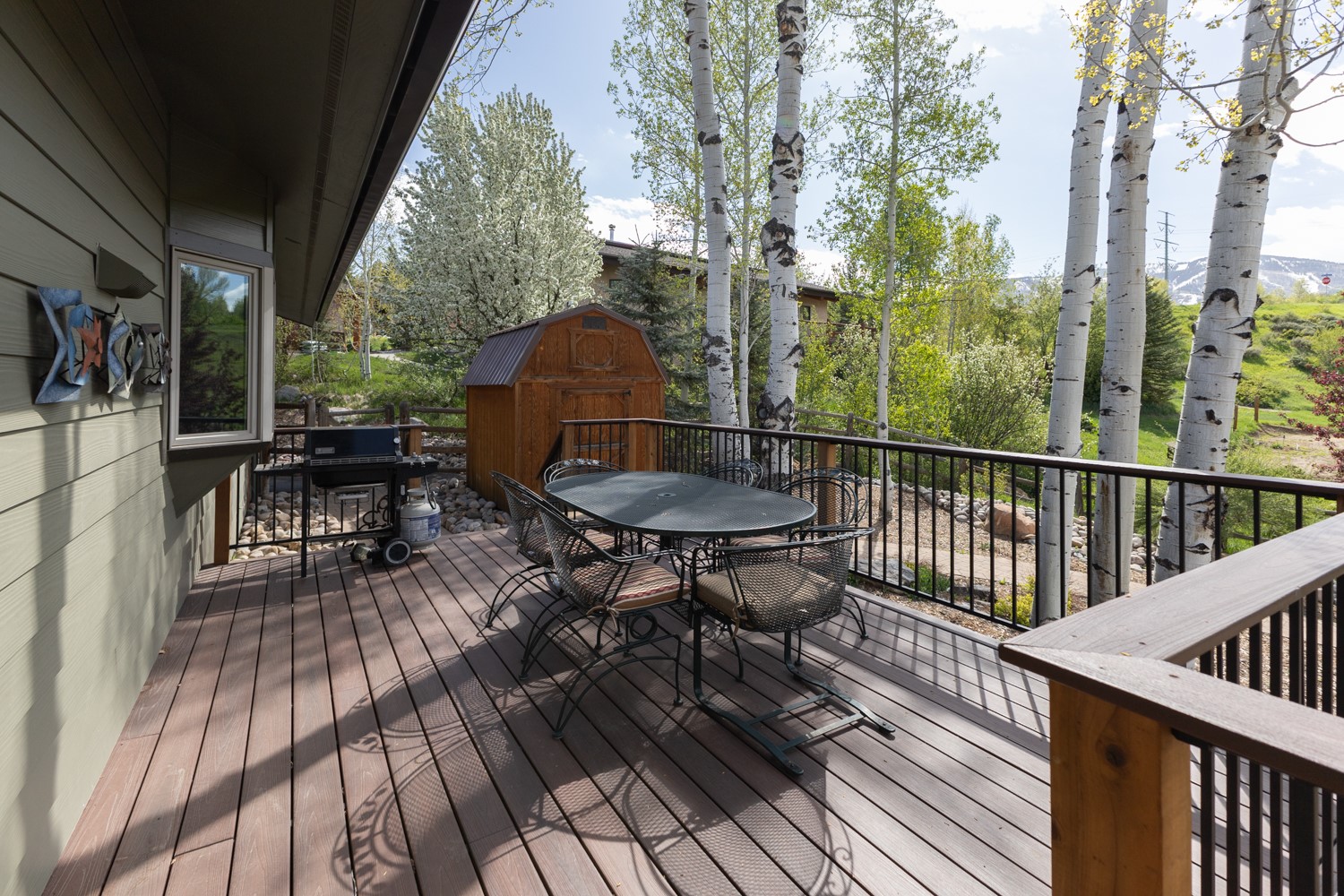 1215 Ridge View DRIVE