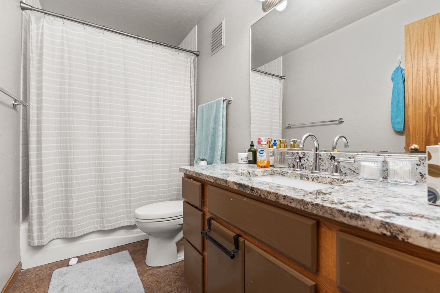 1215 Ridge View DRIVE