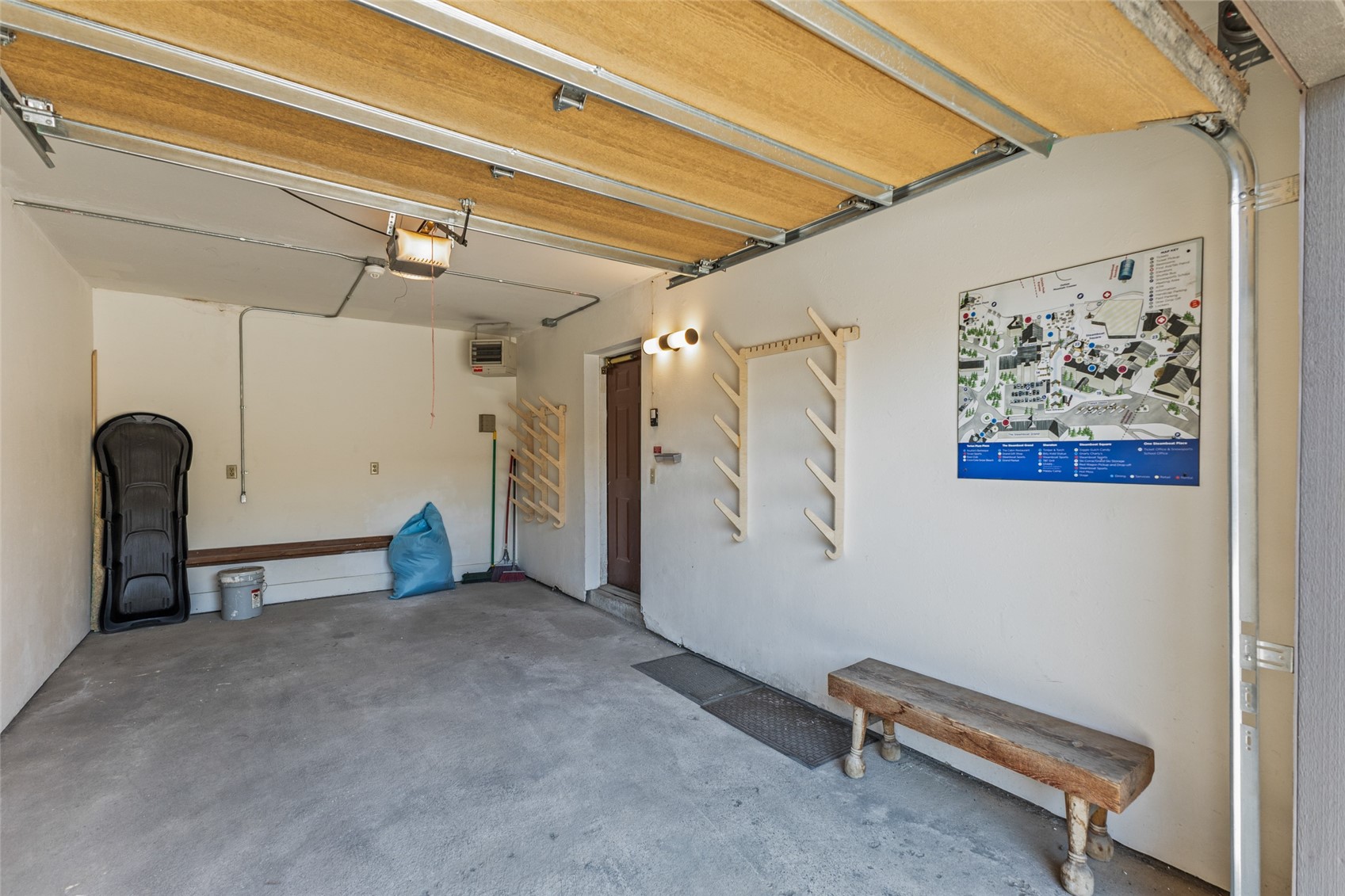 2315 Apres Ski WAY 212