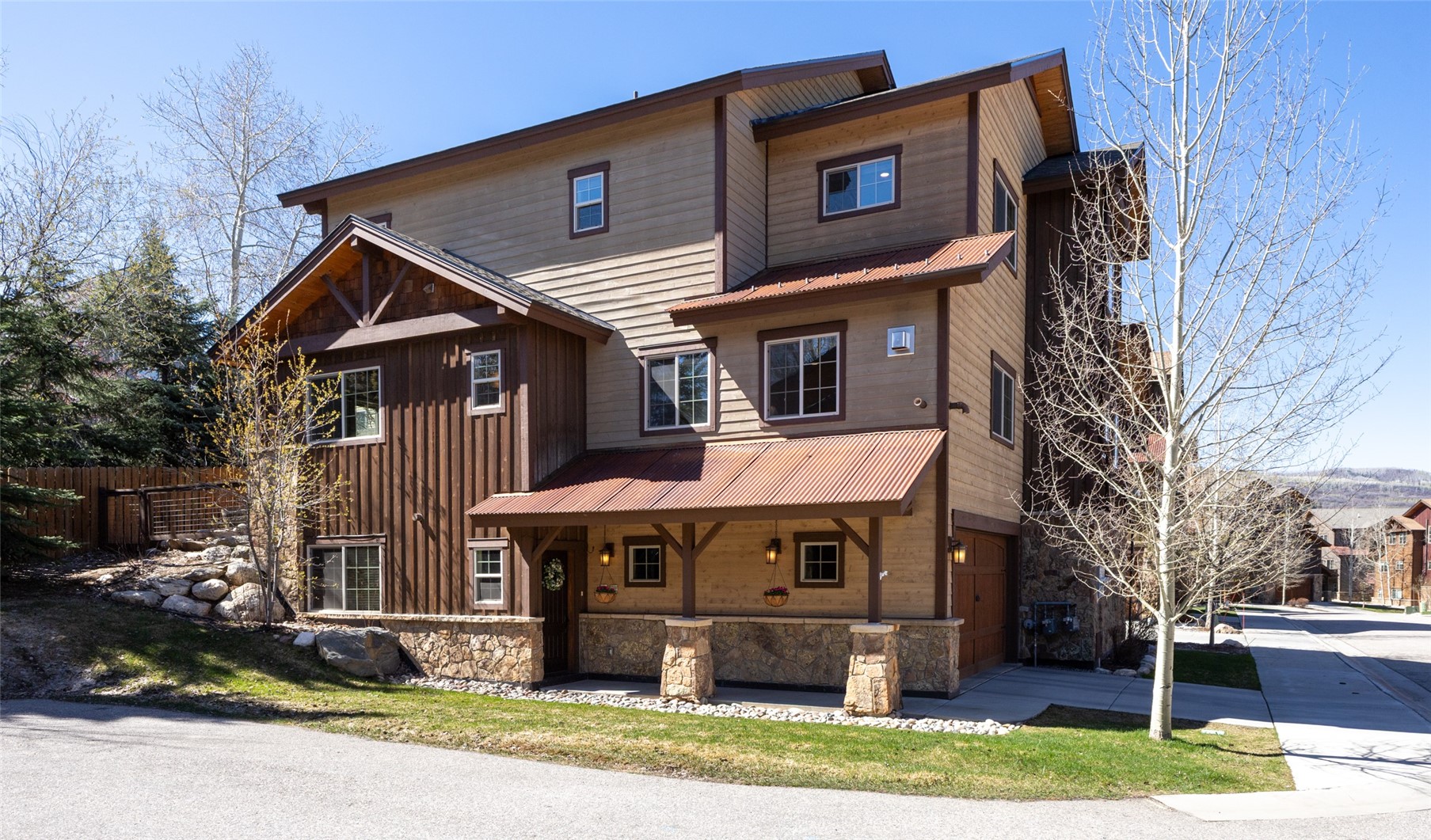 455 Willett Heights COURT