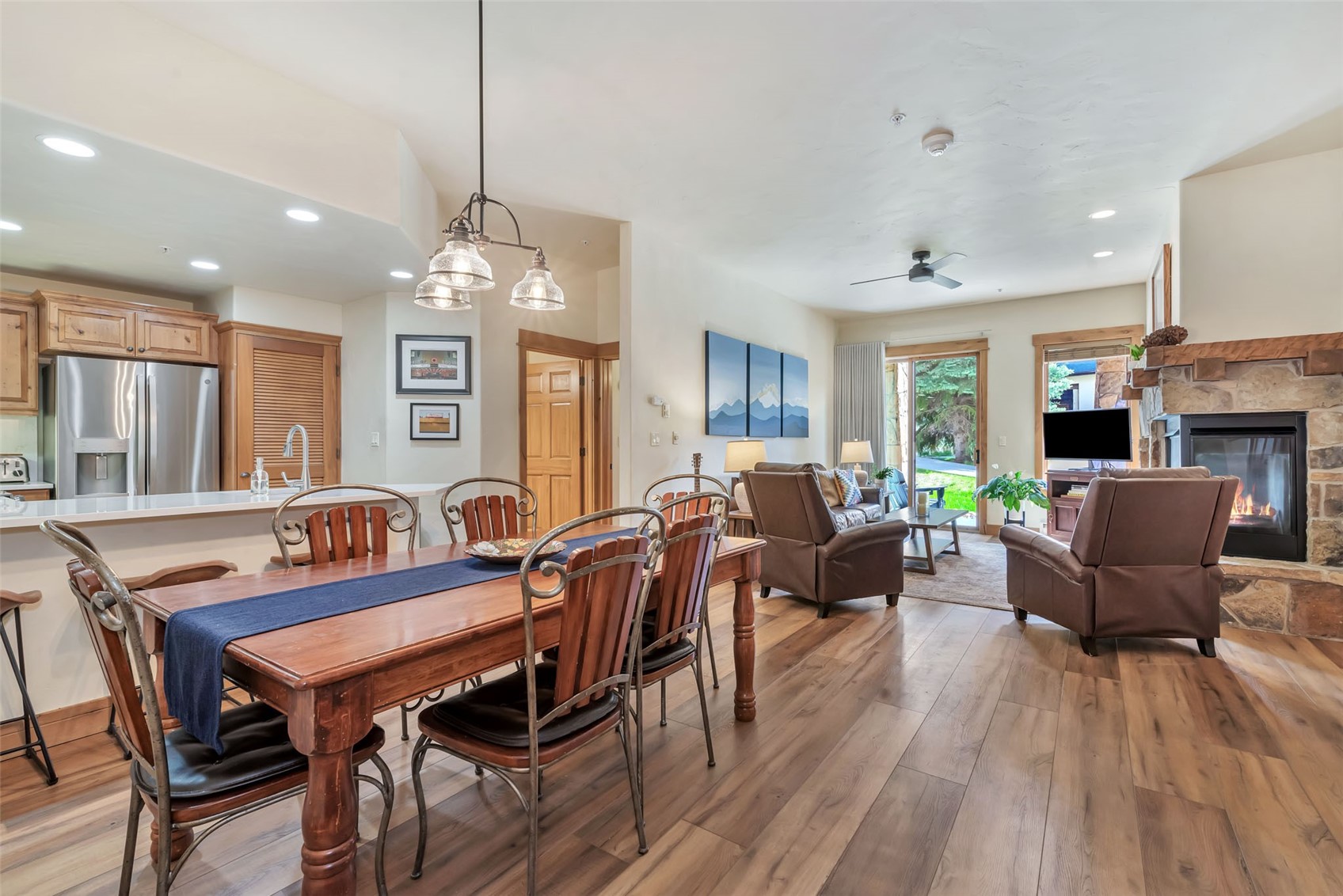 1463 Flattop CIRCLE 102