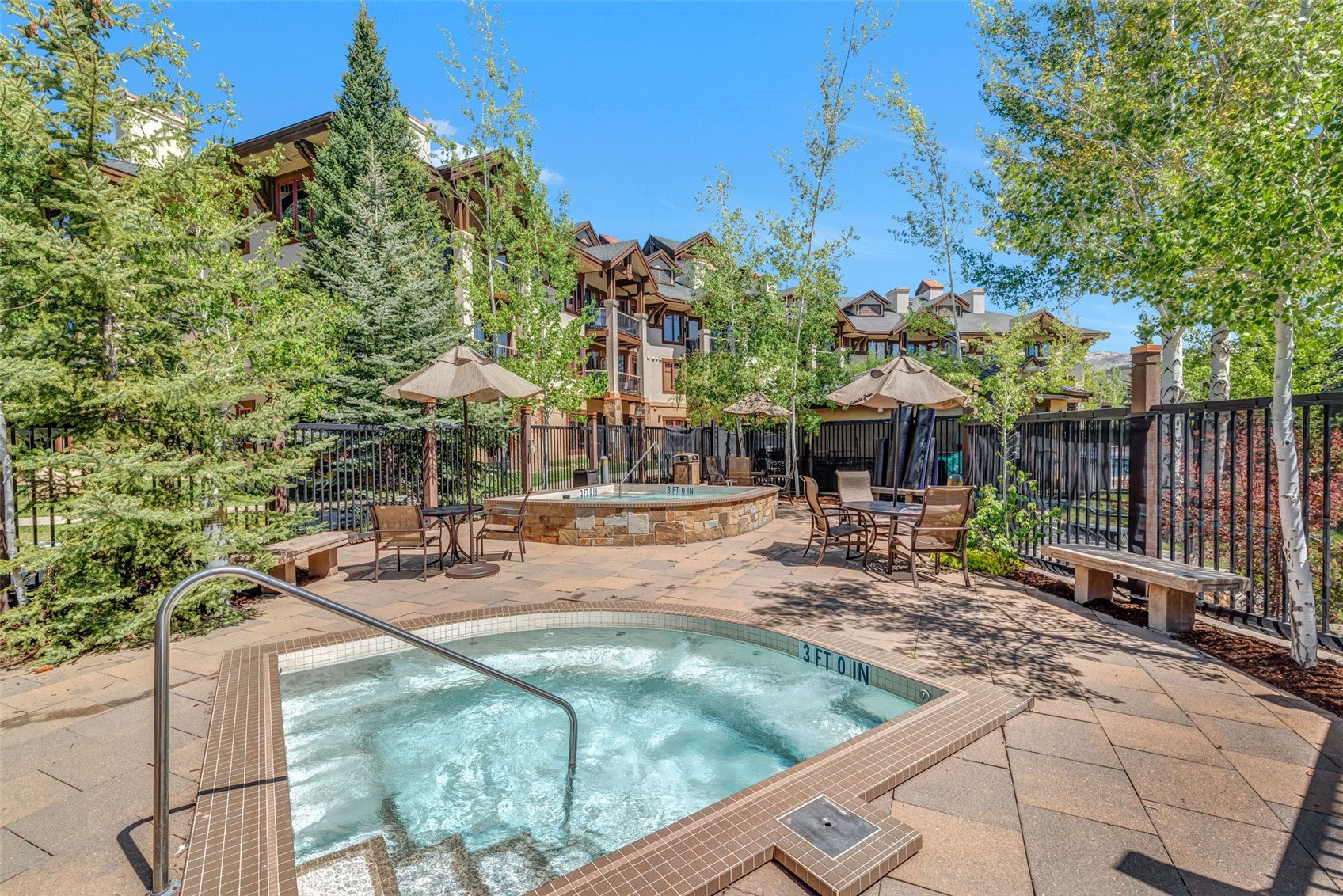 1463 Flattop CIRCLE 102