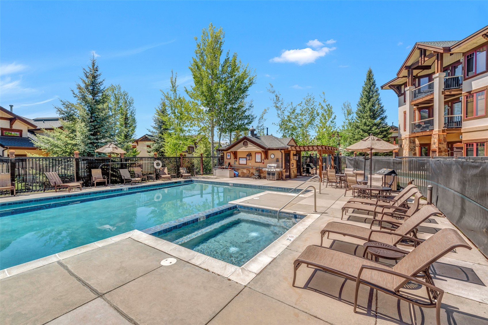 1463 Flattop CIRCLE 102