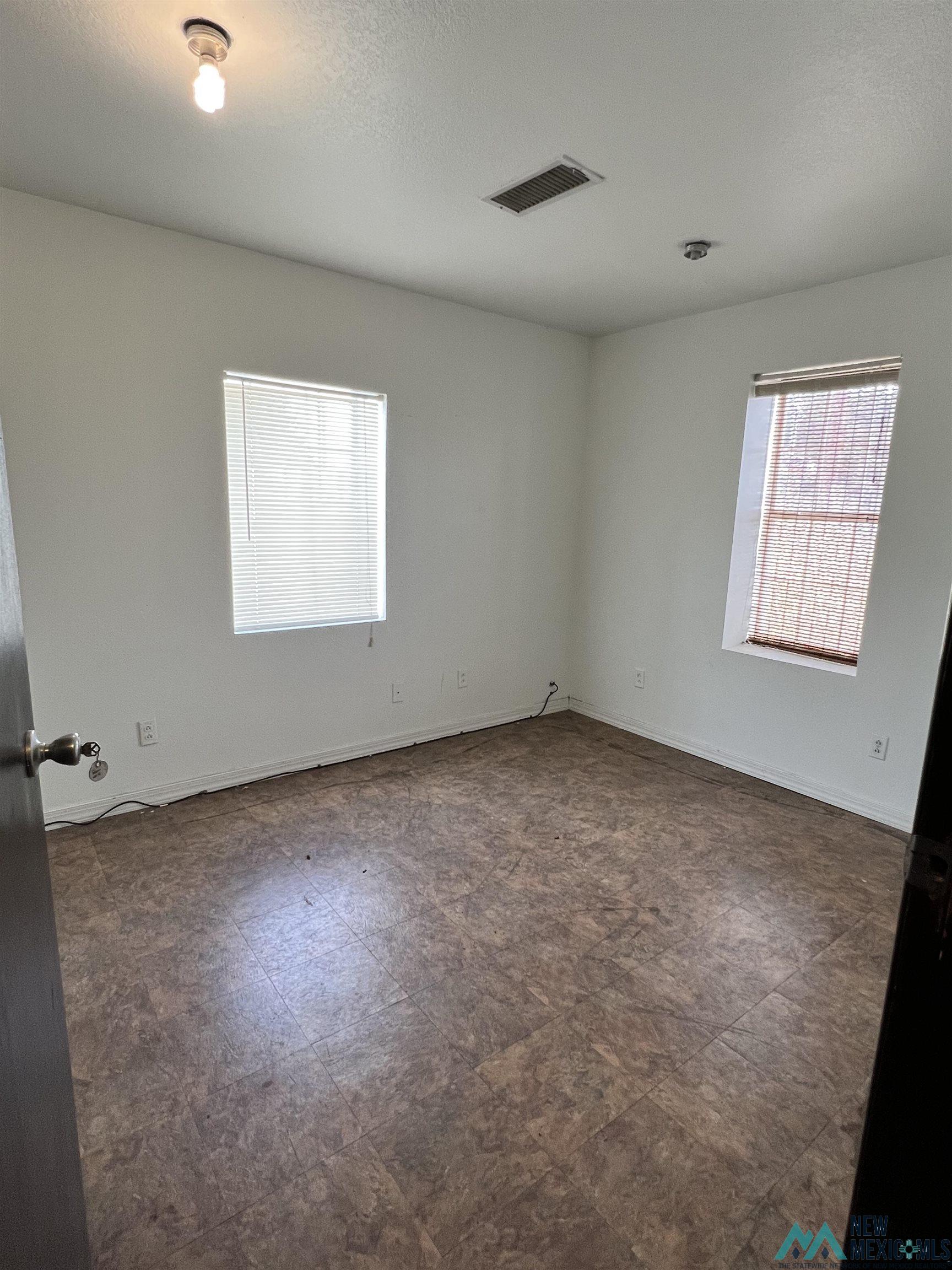 1004 S Cottonwood Street