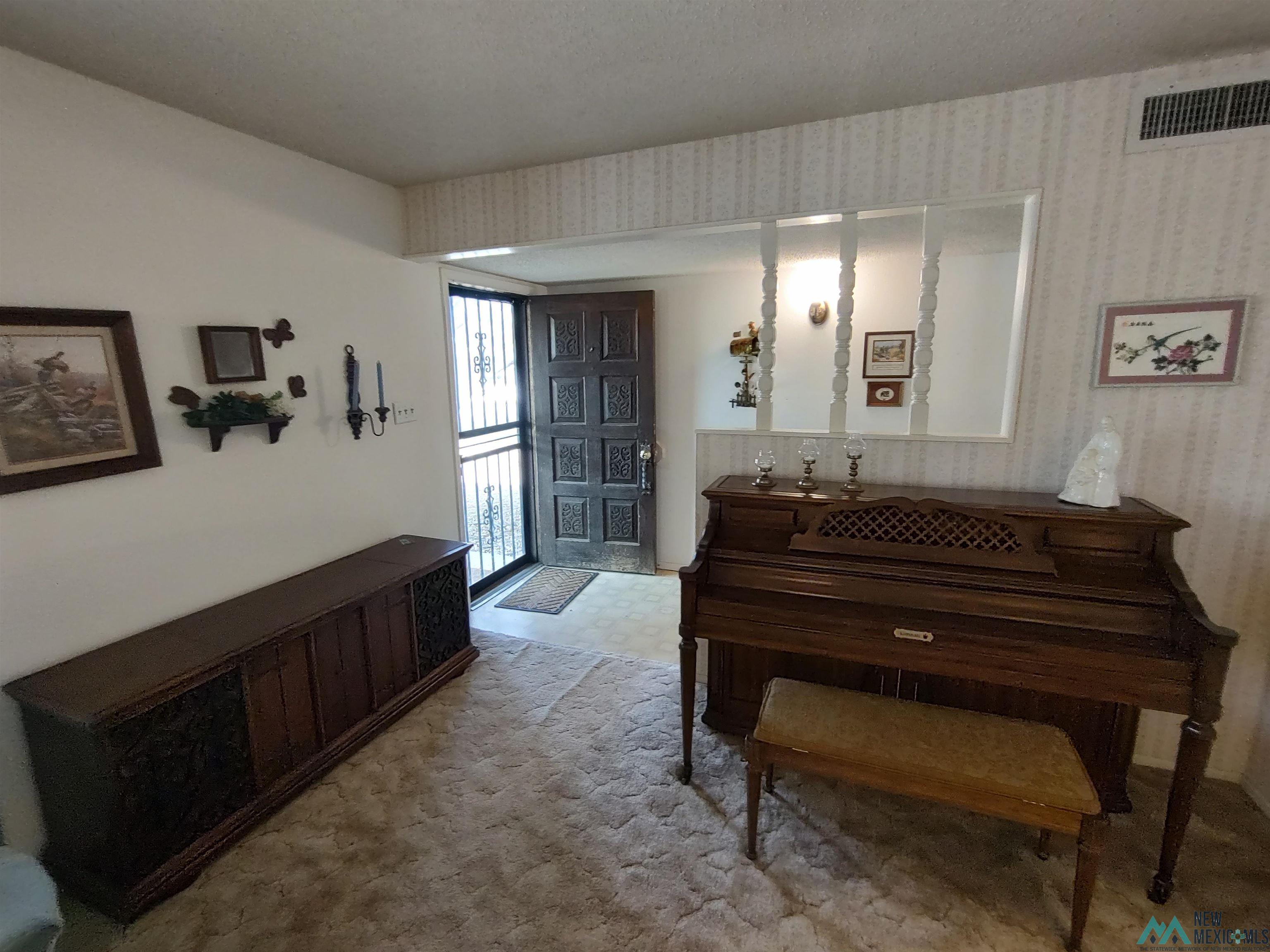 1601 W Thomas Street