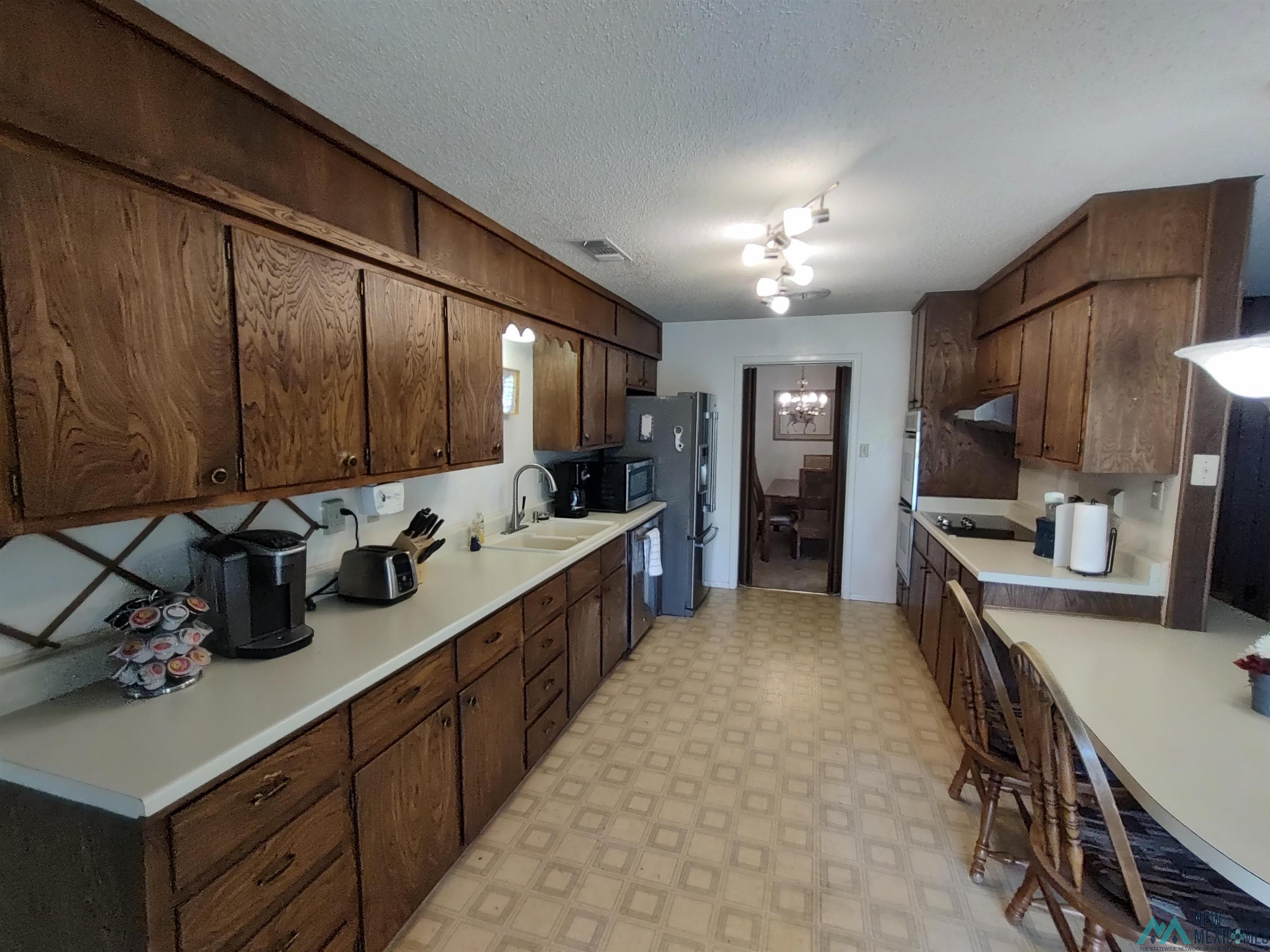 1601 W Thomas Street