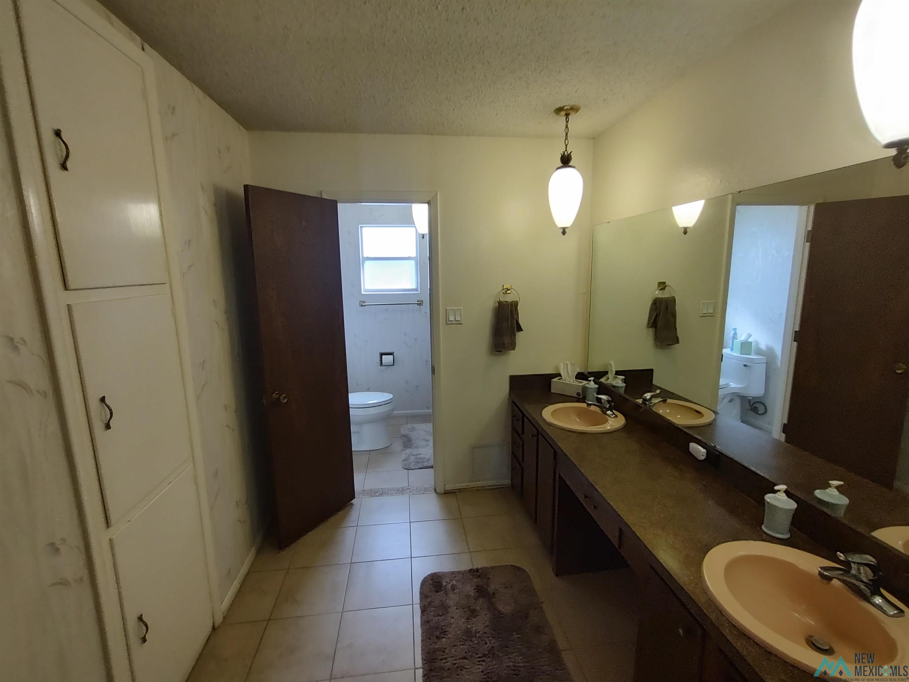 1601 W Thomas Street